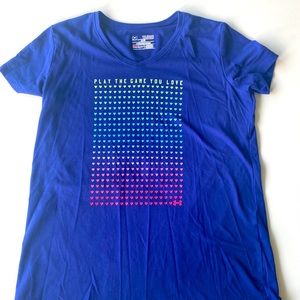 Girls Under Armour - XL heat gear t- shirt